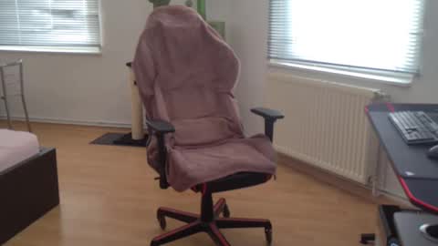 wizzman2442 online show from February 24, 9:21 am