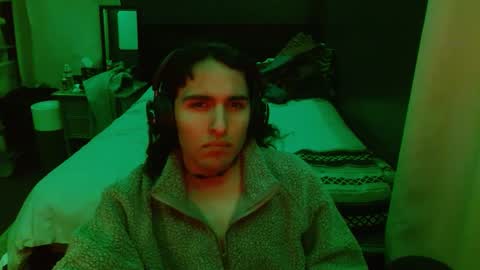 wolfgamer44 online show from February 19, 8:44 am