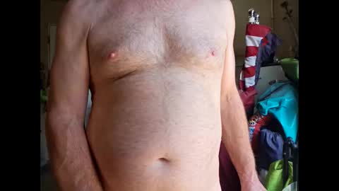 woodc71 online show from April 23, 8:22 pm