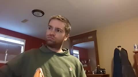 woodeee77 online show from February 16, 6:21 pm