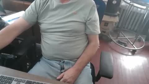 woodworker6473 online show from April 21, 1:50 pm