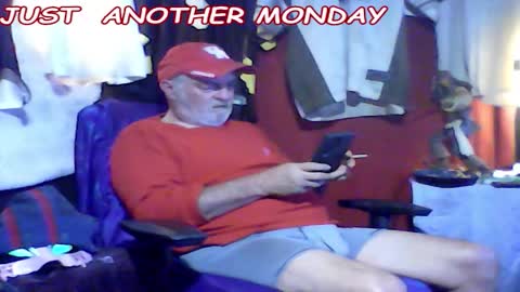 Snapshot of wscooter1 chatting on January 28, 12:47 am SCOOTER online show from January 28, 12:47 am