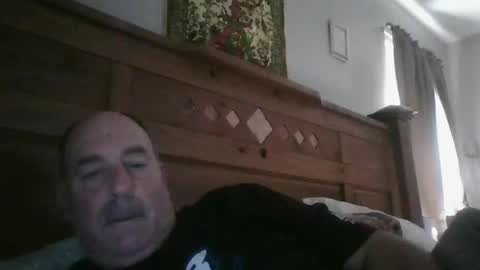 wtng4u online show from November 22, 3:22 pm