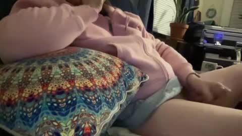 wucious online show from December 19, 10:56 am