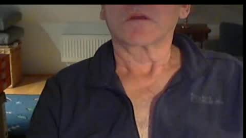 Wuki online show from October 28, 9:06 pm