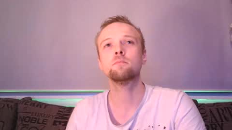 wulffi95 online show from March 1, 1:53 am