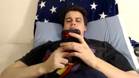 Snapshot of wyattfans_ chatting on December 24, 7:49 am Wyatt online show from December 24, 7:49 am