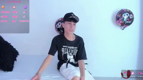 xaanderGrey online show from October 21, 7:06 pm