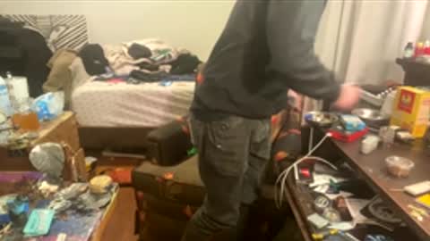 xander0zzz online show from March 2, 6:58 am