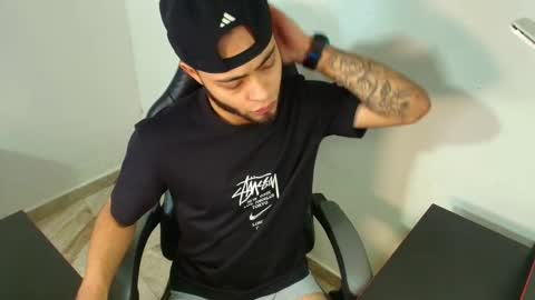 Xanderstone online show from February 24, 5:25 pm