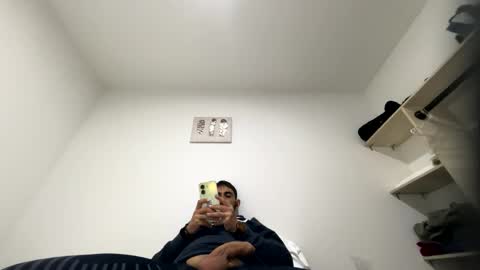 xavi3200 online show from December 4, 1:42 pm