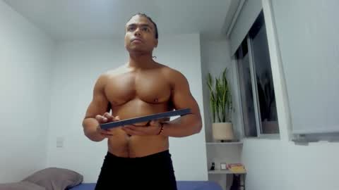 Snapshot of xavier_colleman chatting on October 1, 12:03 am Xavier online show from October 1, 12:03 am