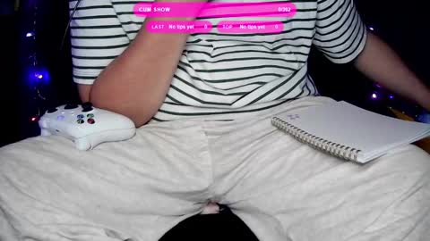 Snapshot of xgamerboyx chatting on September 26, 1:20 pm xgamerboyx online show from September 26, 1:20 pm