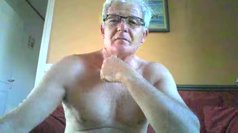 xmaeg3 online show from November 3, 8:51 am