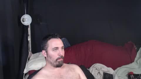 Snapshot of xmetalstudx chatting on October 17, 6:28 am MetalstudMaster online show from October 17, 6:28 am