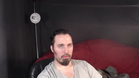 Snapshot of xmetalstudx chatting on February 28, 2:53 am MetalstudMaster online show from February 28, 2:53 am