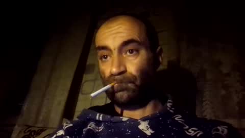 Snapshot of xploid1982 chatting on December 27, 10:37 pm xploid1982 online show from December 27, 10:37 pm