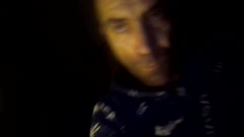 Snapshot of xploid1982 chatting on January 6, 10:37 pm xploid1982 online show from January 6, 10:37 pm
