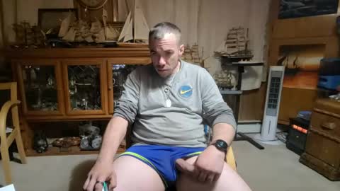 xxScubaStevexx online show from April 23, 6:51 am