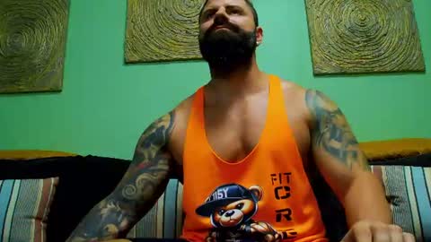 Xtream Leonard online show from June 18, 6:15 am