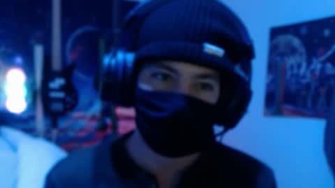 David Fox online show from April 25, 8:28 am