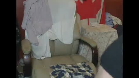 Snapshot of xxxboytoy_ chatting on December 5, 3:26 am Sean online show from December 5, 3:26 am