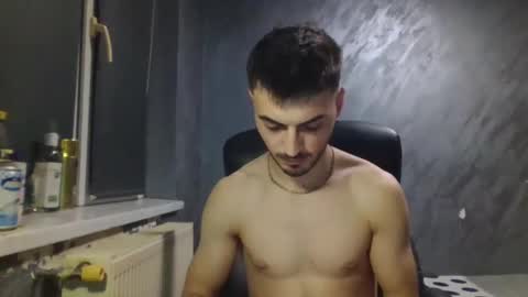 xxxdonpuiuuxxx online show from January 15, 6:40 pm