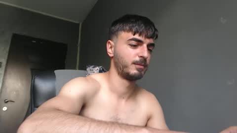 xxxdonpuiuuxxx online show from October 14, 7:37 am