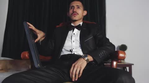 Snapshot of xxxhome_alonexxx chatting on February 7, 7:38 pm Kev online show from February 7, 7:38 pm