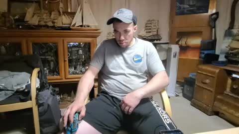 ScubaSteve online show from April 20, 6:05 am