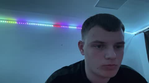 Leo online show from May 4, 7:26 pm