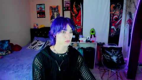 xzerox_ online show from April 22, 8:57 pm