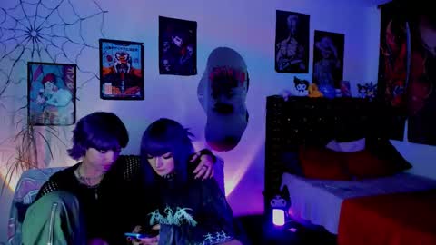 xzerox_ online show from February 3, 6:22 am