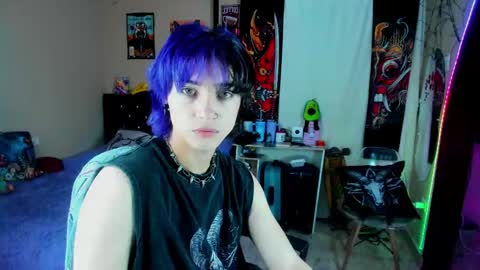 xzerox_ online show from April 23, 9:06 pm