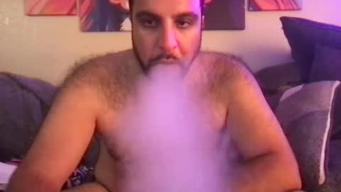 Snapshot of y2ab chatting on September 18, 11:07 pm Horny dude D online show from September 18, 11:07 pm