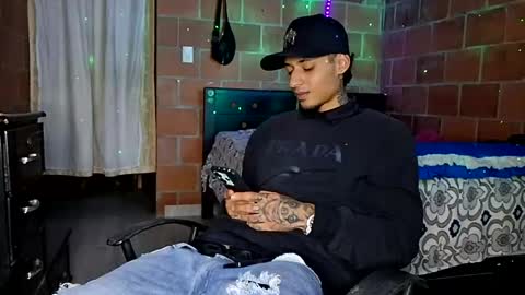 Yajz online show from June 18, 5:53 am