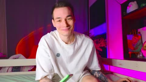 Yan online show from February 7, 10:30 pm