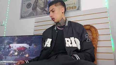 Yan online show from June 8, 1:23 am
