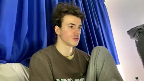 yayay333 online show from March 19, 5:43 am