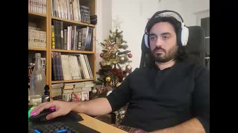 Snapshot of yeeaahoo chatting on December 5, 9:06 pm yeeaahoo online show from December 5, 9:06 pm