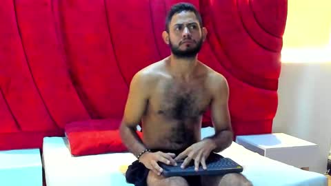 Yeferson online show from November 6, 8:34 pm