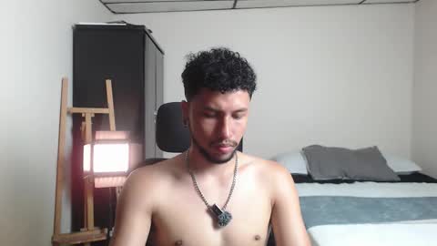 yeff online show from January 17, 1:19 am