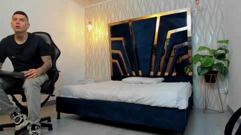 YEIKO ROMERO online show from March 2, 1:42 pm