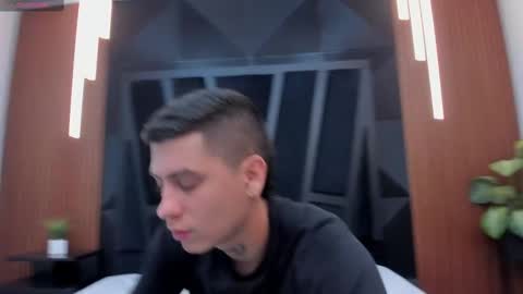 YEIKO ROMERO online show from March 6, 5:22 pm