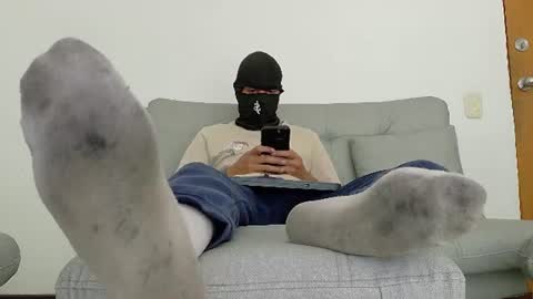 yeisongomezz online show from July 11, 9:17 pm