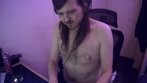 Snapshot of yeovil_alex chatting on October 16, 12:18 am Alex online show from October 16, 12:18 am