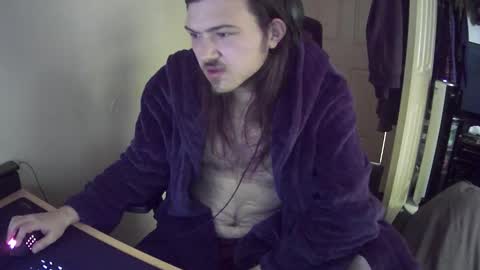 Snapshot of yeovil_alex chatting on October 12, 11:04 am Alex online show from October 12, 11:04 am