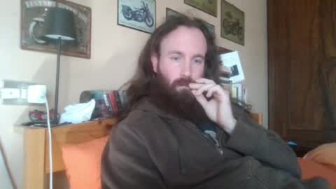 yeti_92 online show from April 23, 12:29 pm