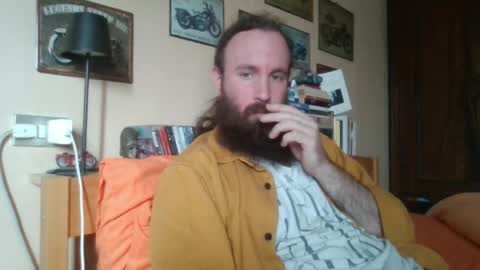 yeti_92 online show from April 10, 12:12 pm