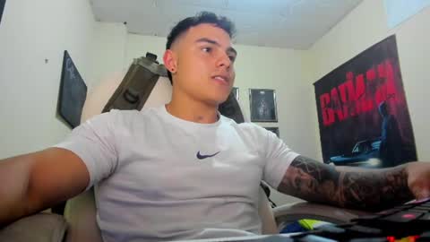 yker online show from June 24, 4:26 am